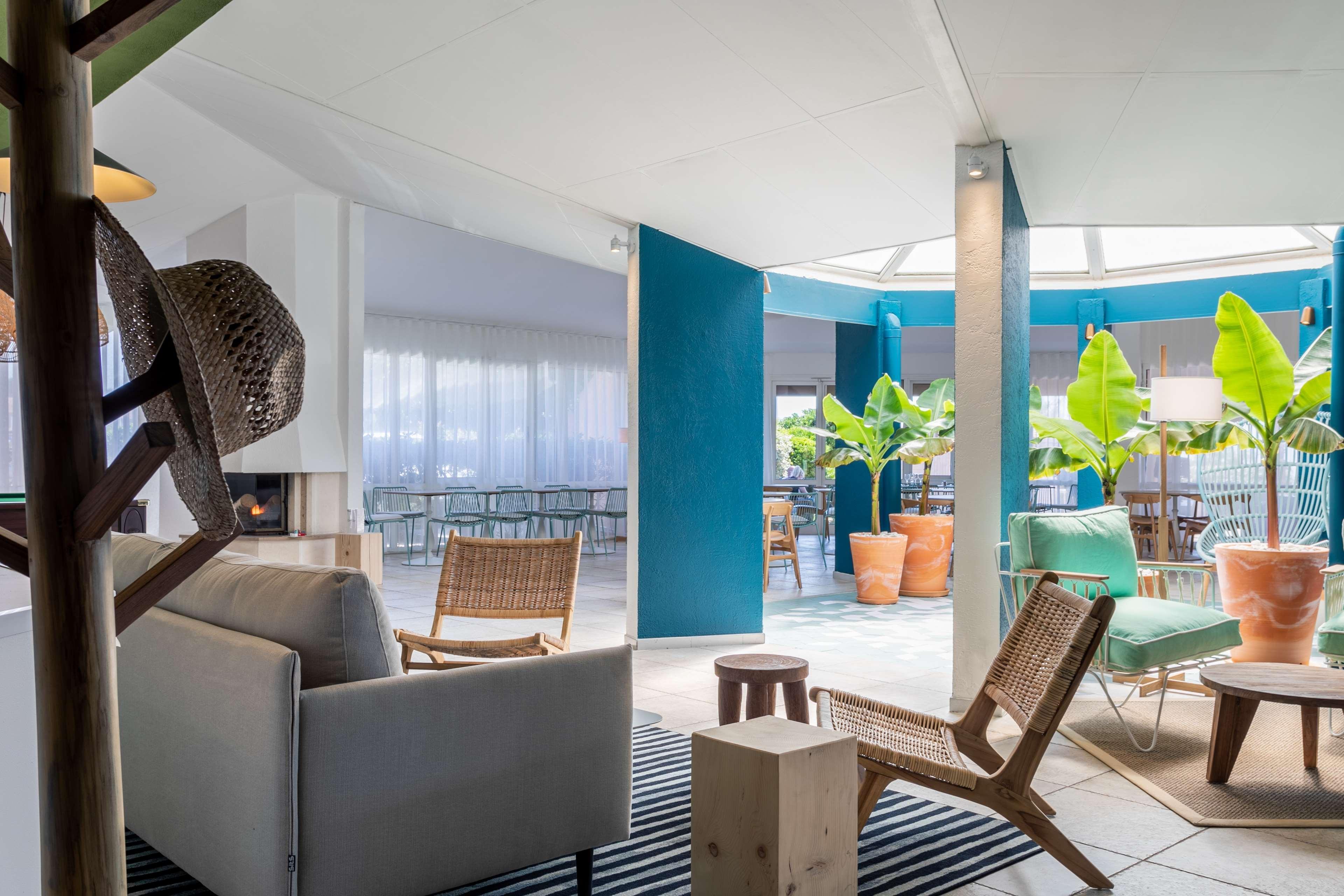 Paradou Mediterranee, Bw Signature Collection By Western